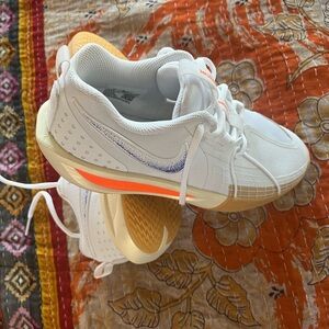 Brand new Nike G.T. Cut academy basketball shoes size youth 7